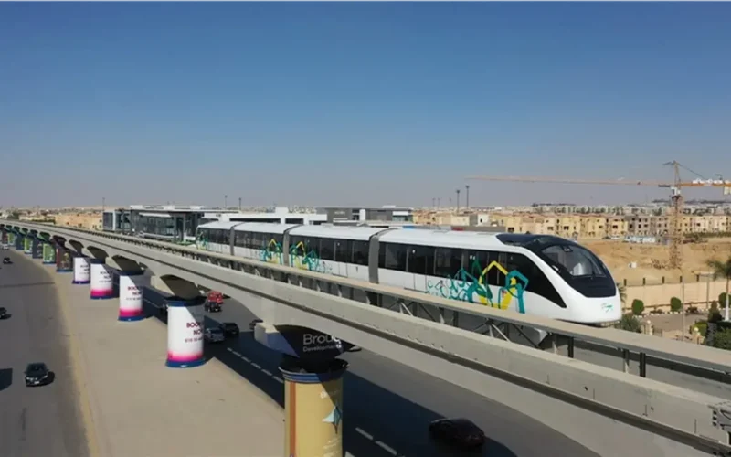 خطوة مرتقبة.. انطلاق قطار المونوريل بربط 22 محطة في العاصمة الجديدة